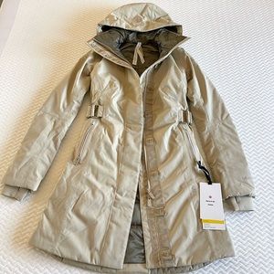 Brand New Lululemon Apres It All Jacket Size 0